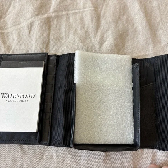 Waterford Black Wallet - Picture 3 of 3